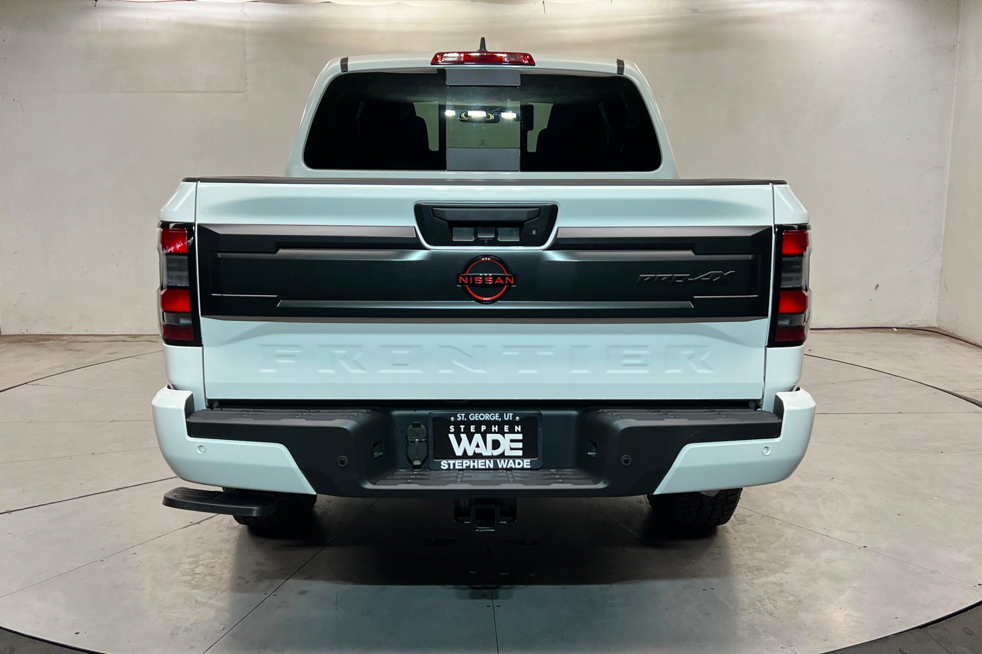 New 2026 Glacier White Nissan Crew Cab PRO-4X® image 5
