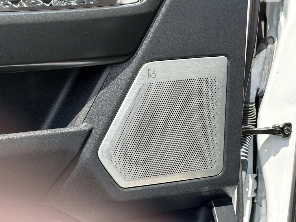Used 2024 OXFORD WHITE Ford Raptor image 21