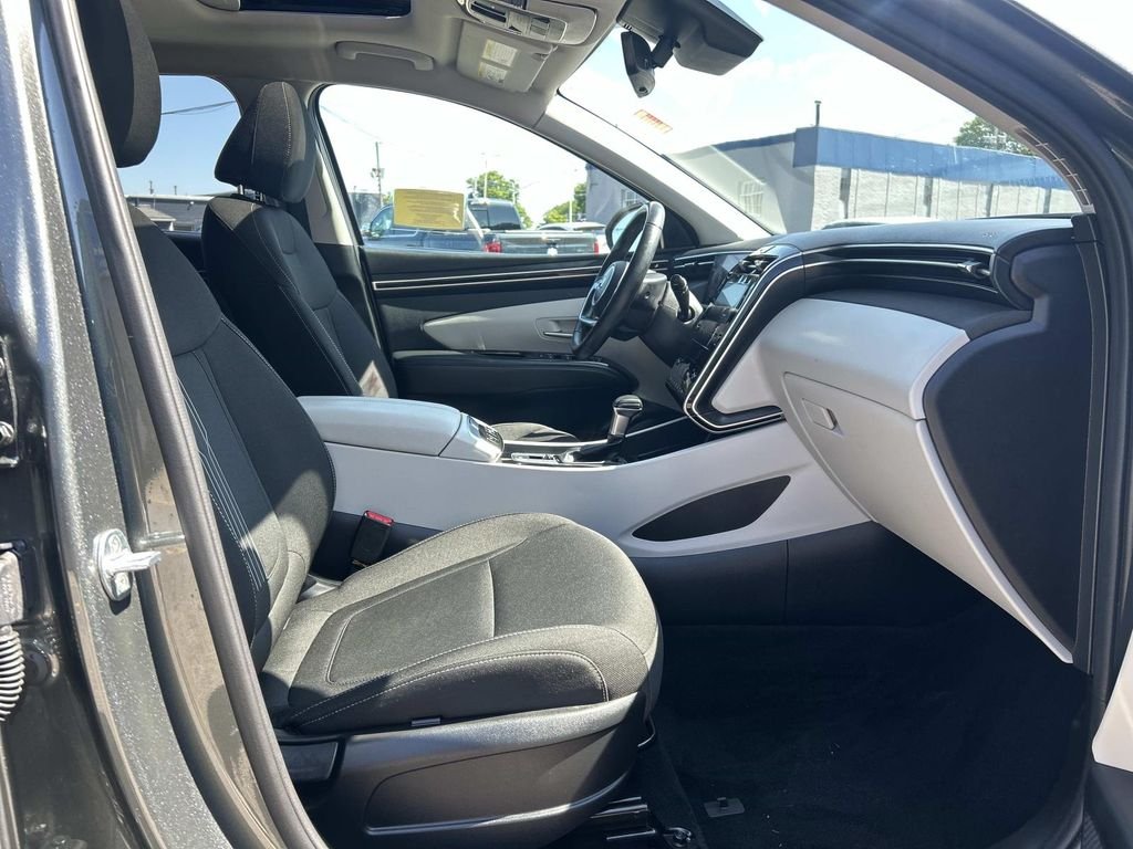 Used 2022 Gray Hyundai SEL image 17