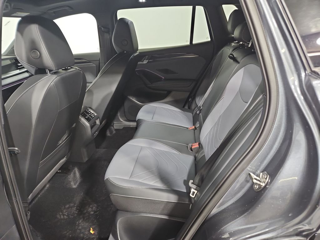 2026 Volkswagen Tiguan SE R-LINE BLACK - Photo 23