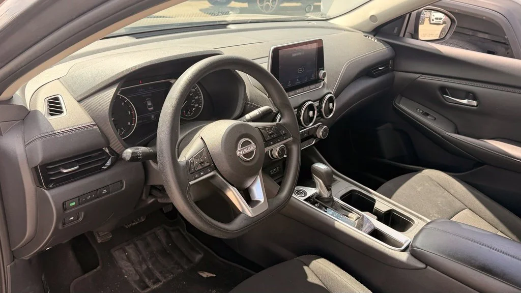 Used 2025 Gray Nissan SV image 5