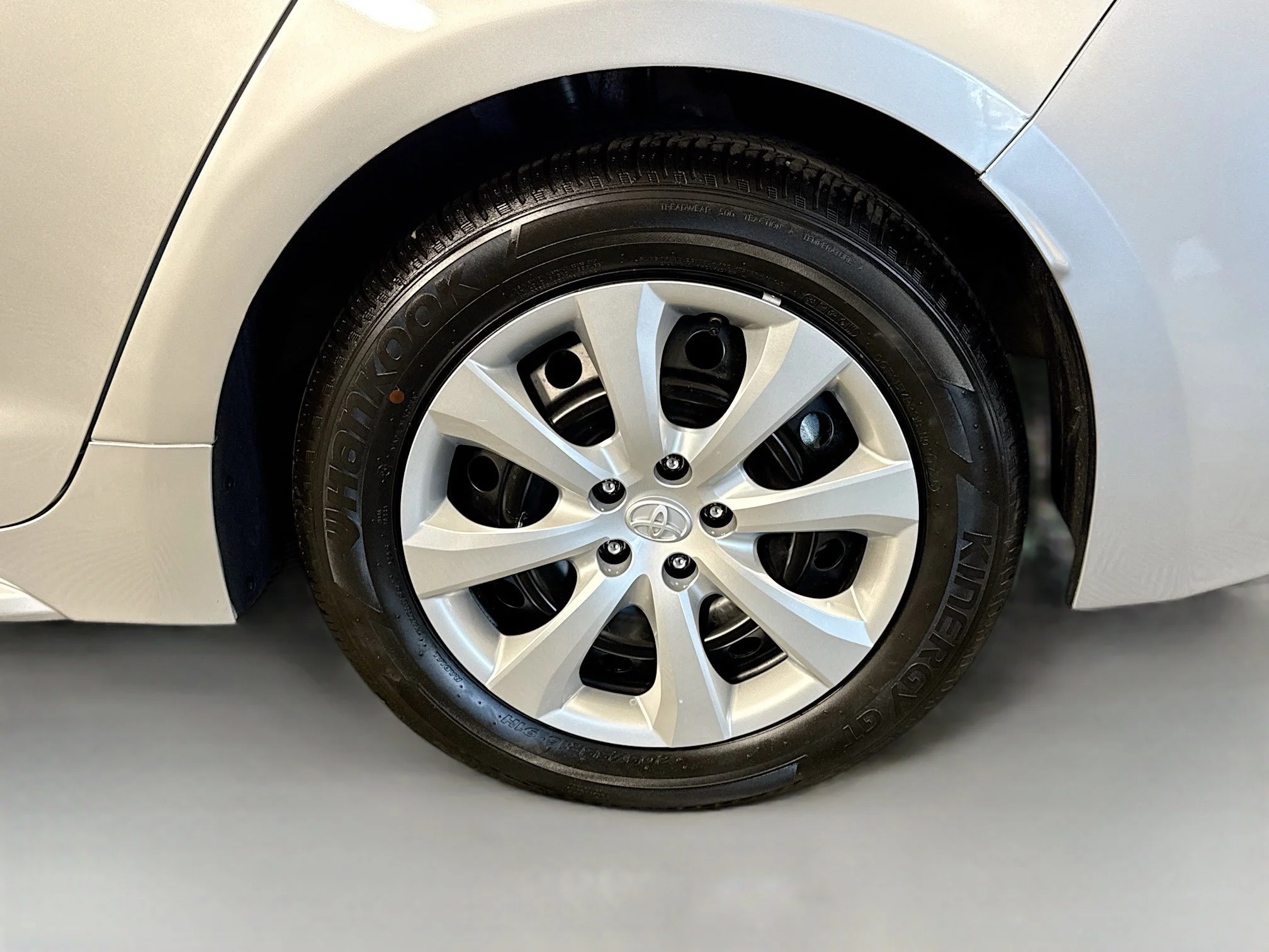 Used 2026 Classic Silver Metallic Toyota LE image 32