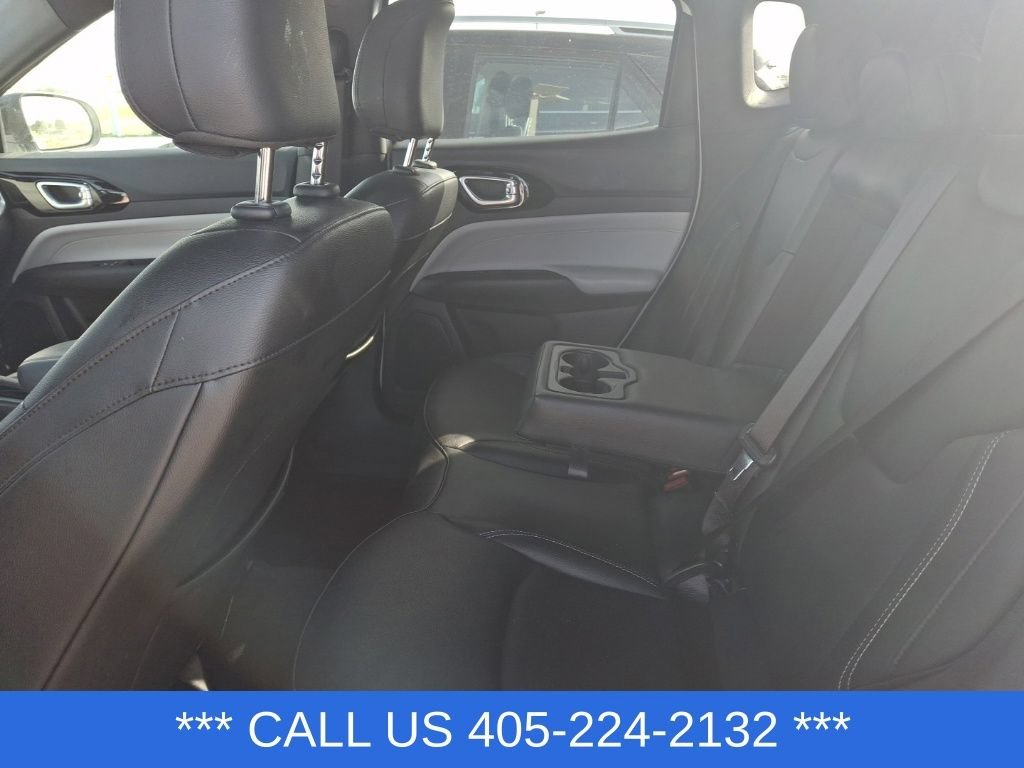 Used 2025 White Jeep Limited image 14
