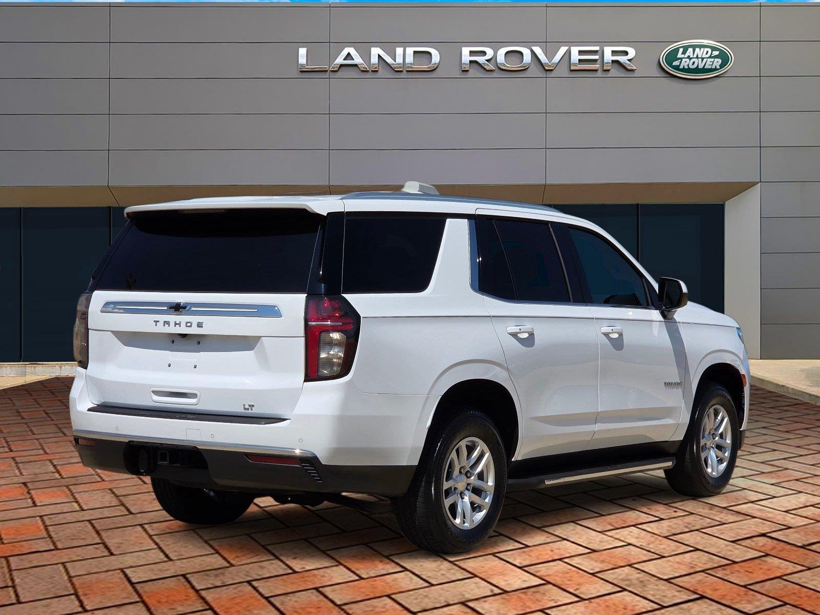 Used 2021 Summit White Chevrolet LT image 4