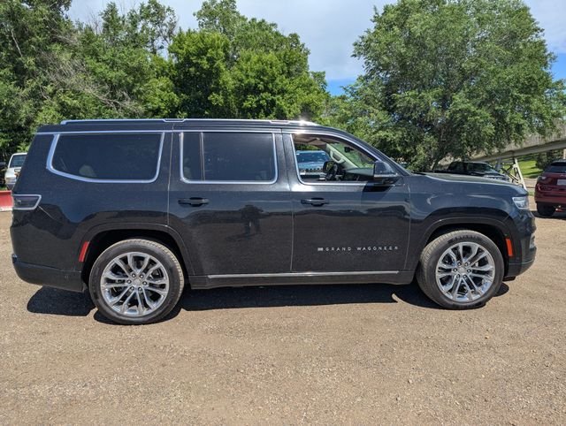 Used 2023 Black Jeep Series II image 13