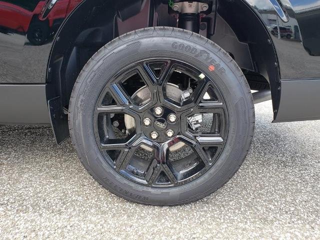 New 2026 Shadow Black Ford XLT image 30