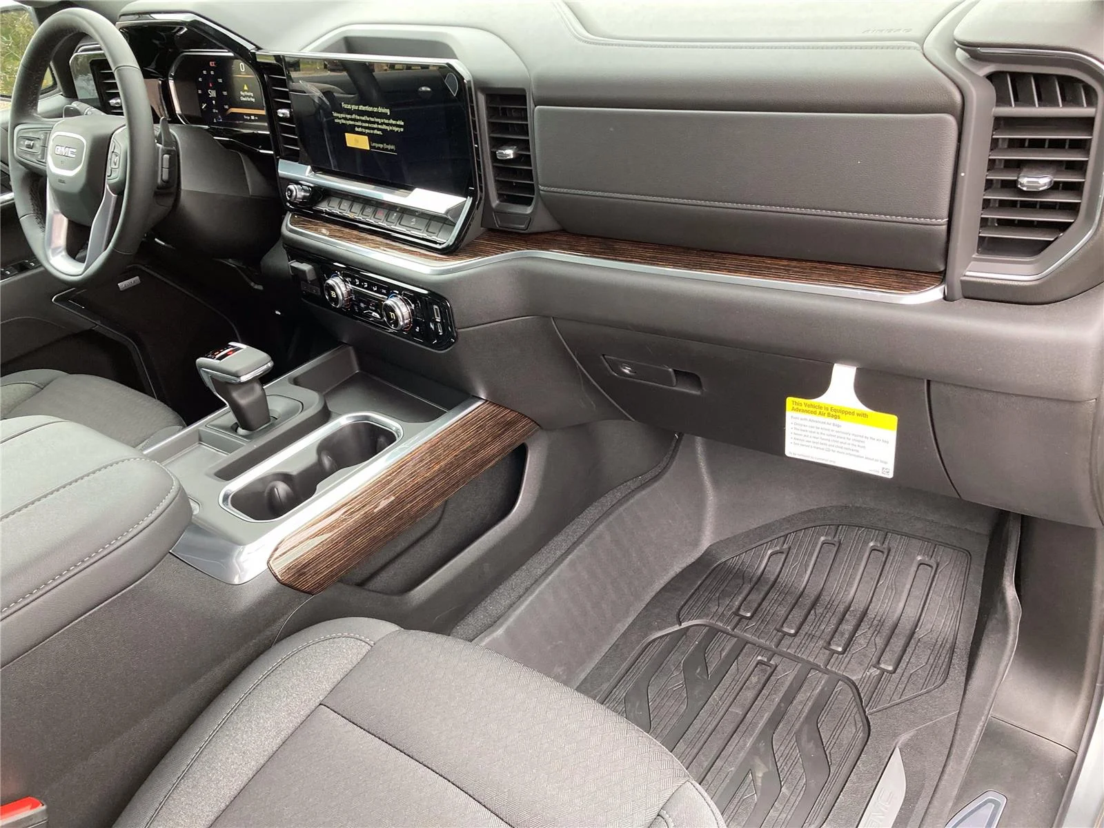 New 2026 Sterling Metallic GMC Elevation image 26