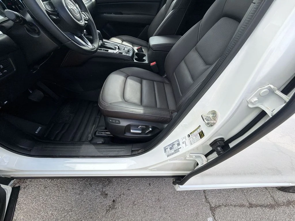 Used 2025 White Mazda 2.5 Turbo Signature image 12