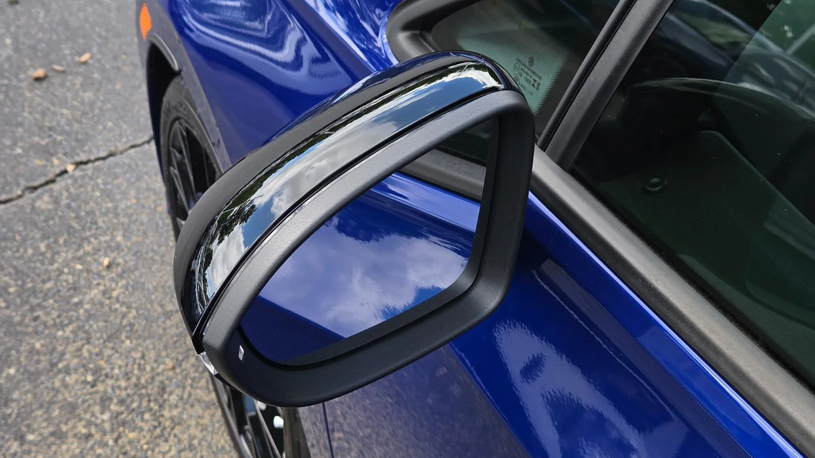 New 2026 Lapiz Blue Metallic Volkswagen  image 77