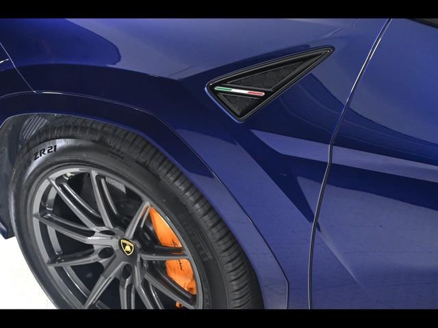 Used 2020 Blue Lamborghini Base image 28