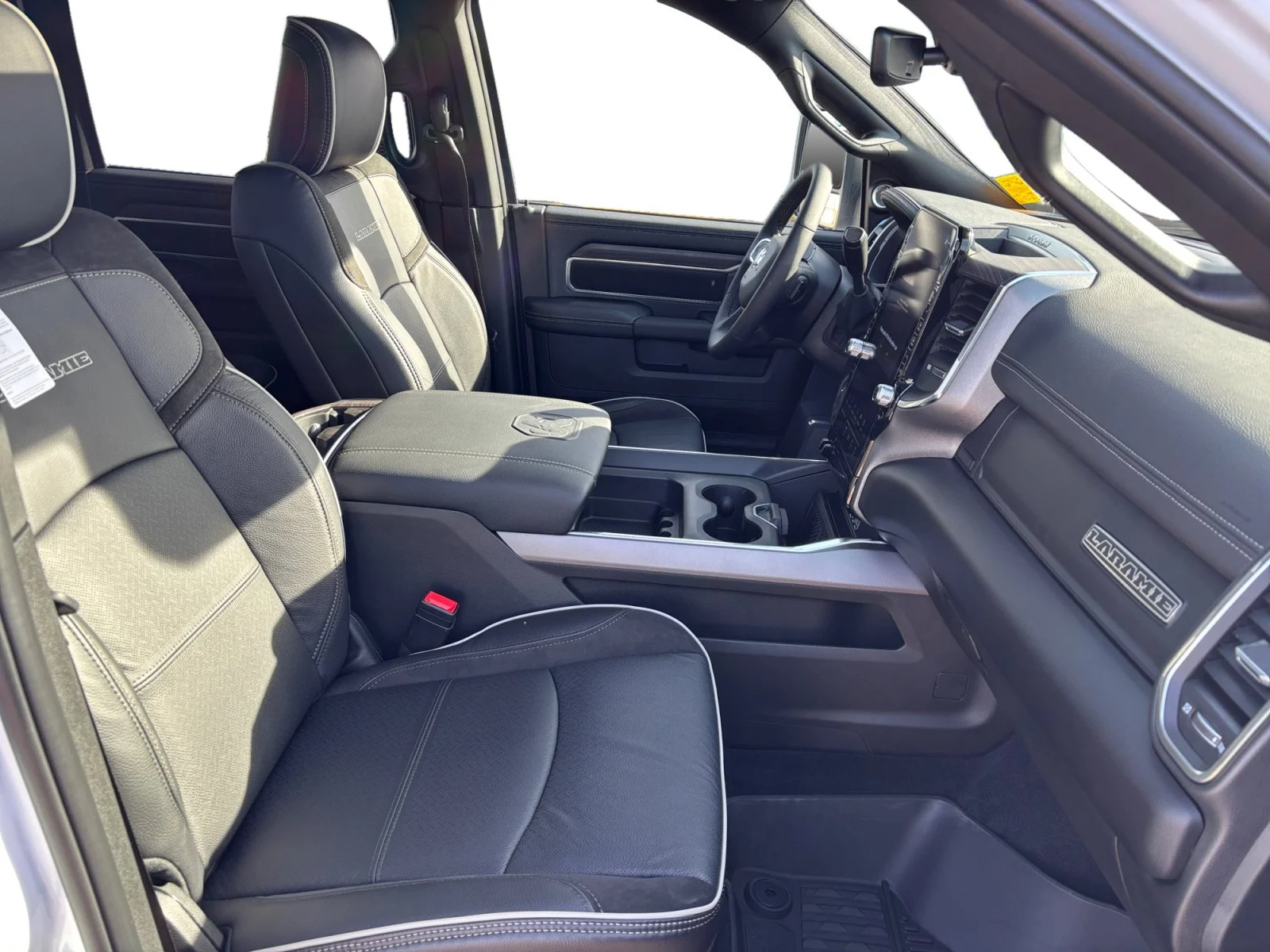 New 2027 Bright White Ram Laramie image 17