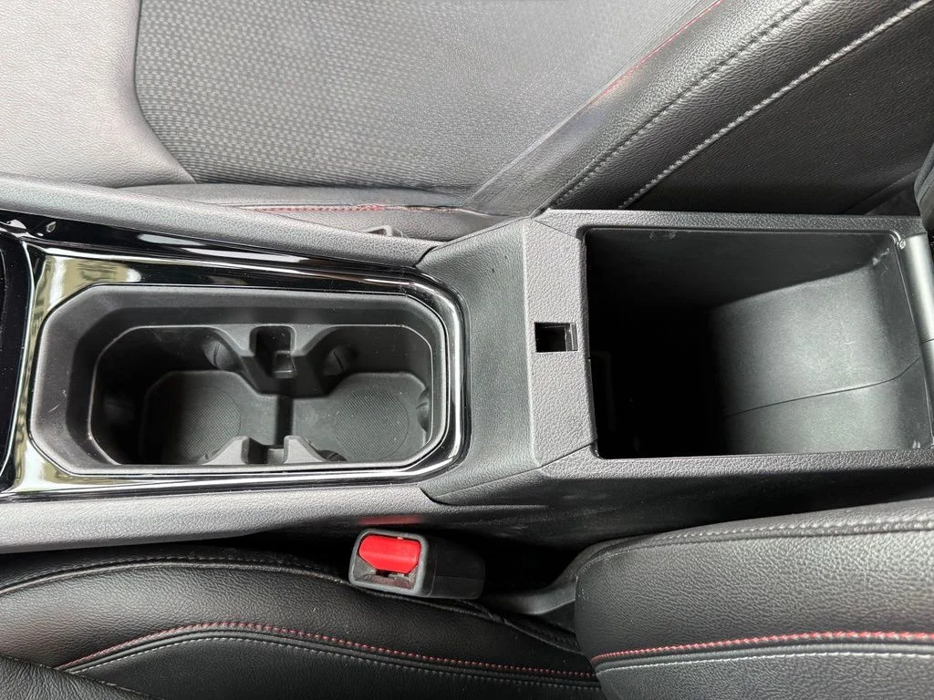 Used 2024  Jeep Trailhawk image 23