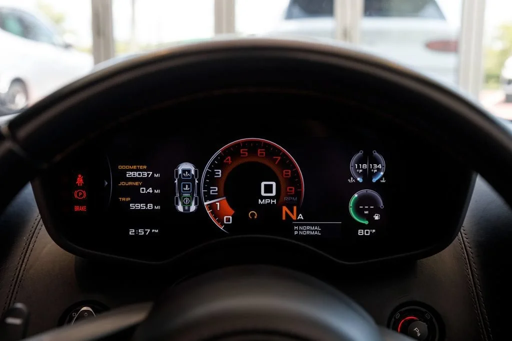 Used 2019 Gray McLaren  image 17
