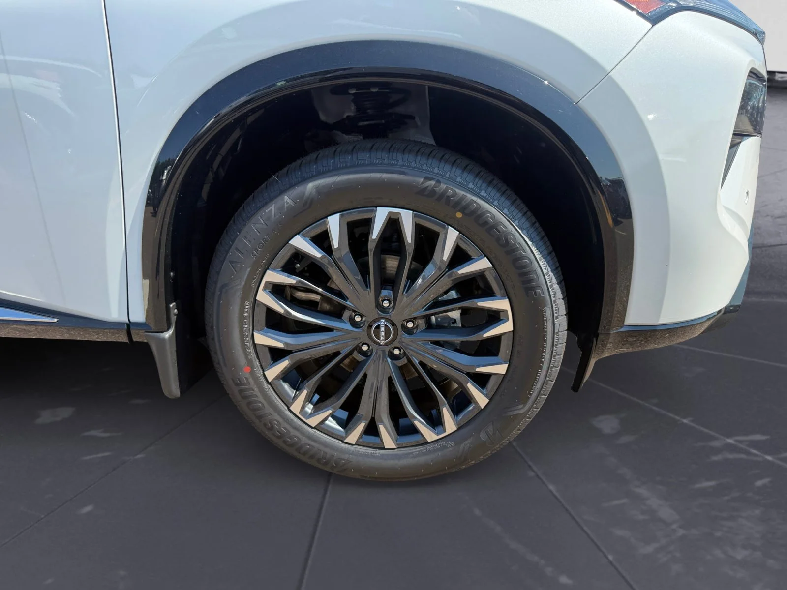 New 2026 Everest White Pearl Tricoat Nissan Platinum image 46