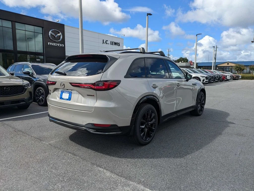 New 2026 Platinum Quartz Metallic Mazda 3.3 Turbo S Premium Sport AWD image 4