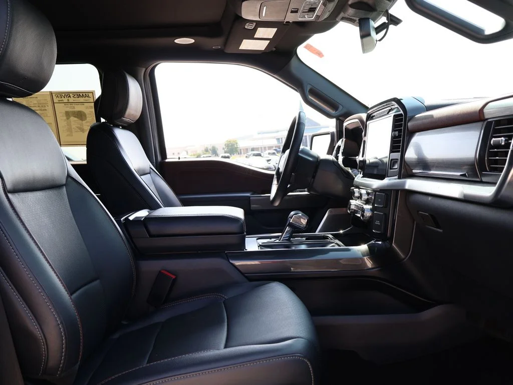 Used 2022 Silver Ford Lariat image 8