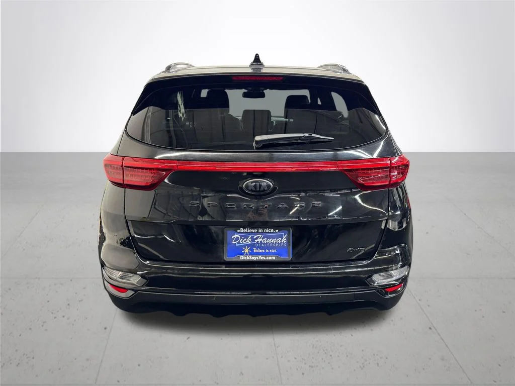 Used 2021 Red Kia S image 5