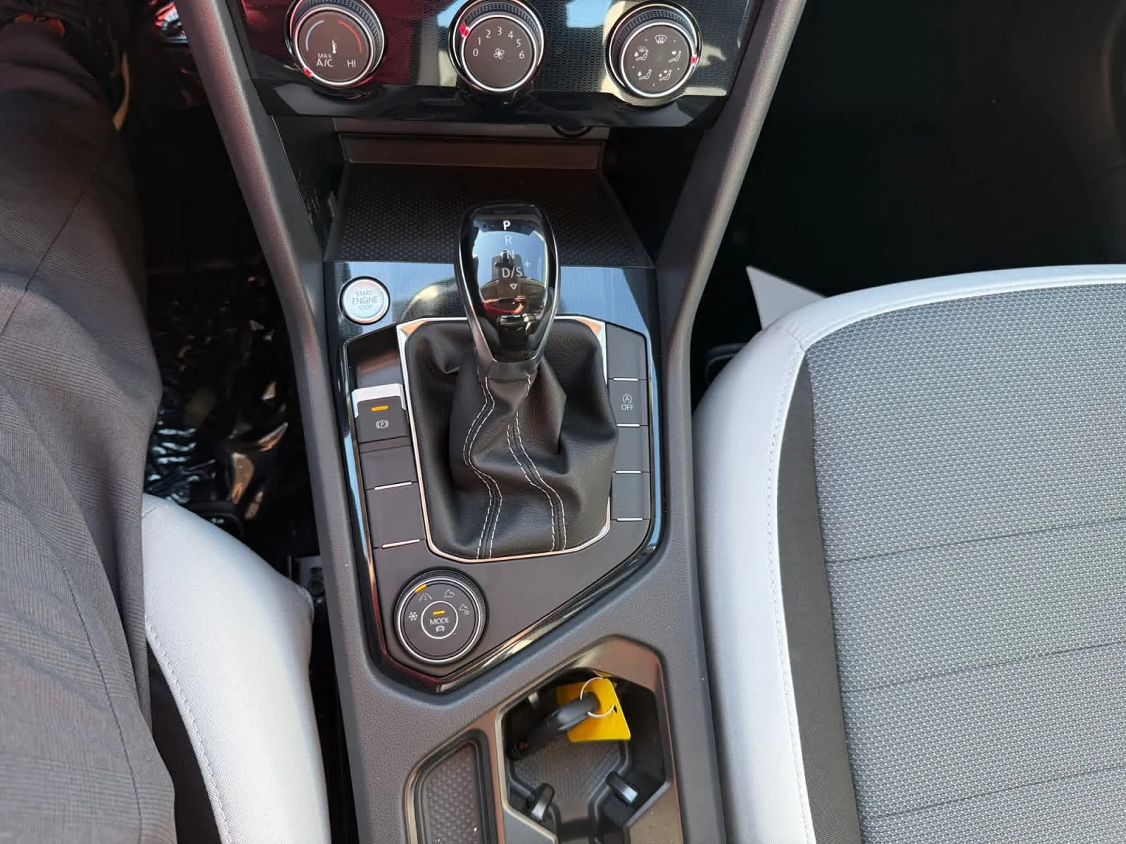 2026 Volkswagen Taos S - Photo 18