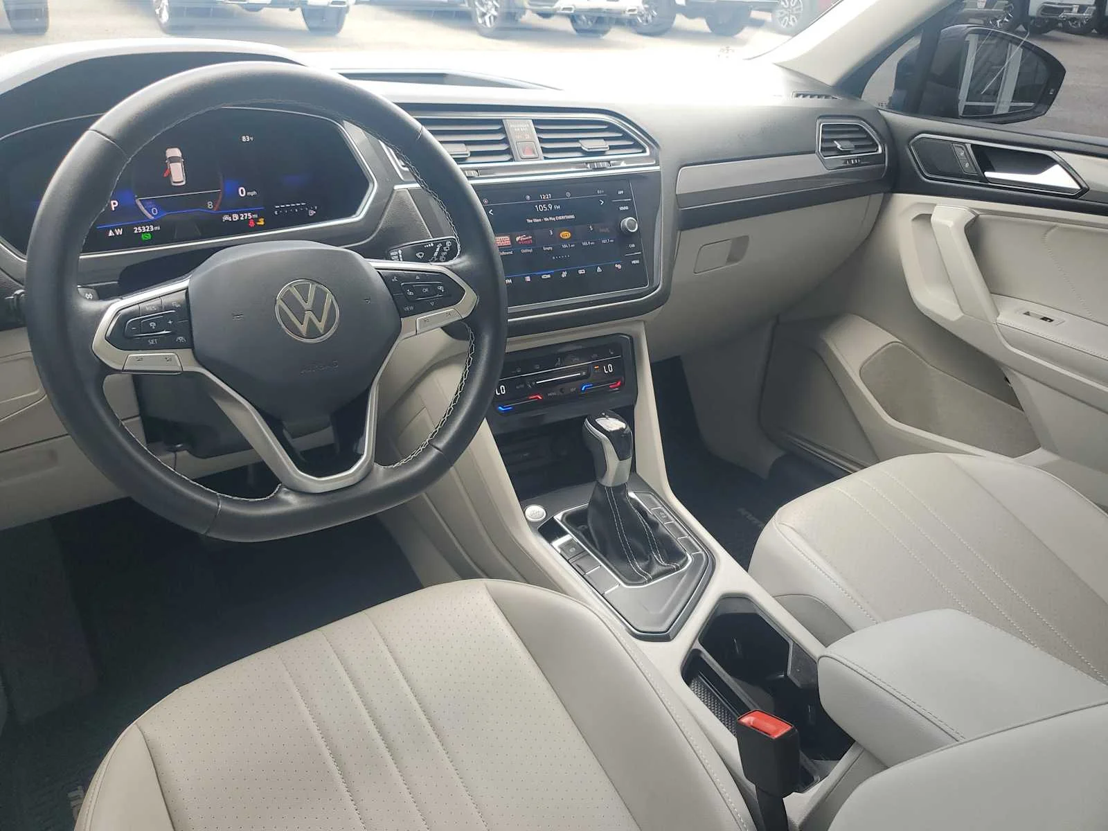 Used 2024 Blue Volkswagen SE image 17