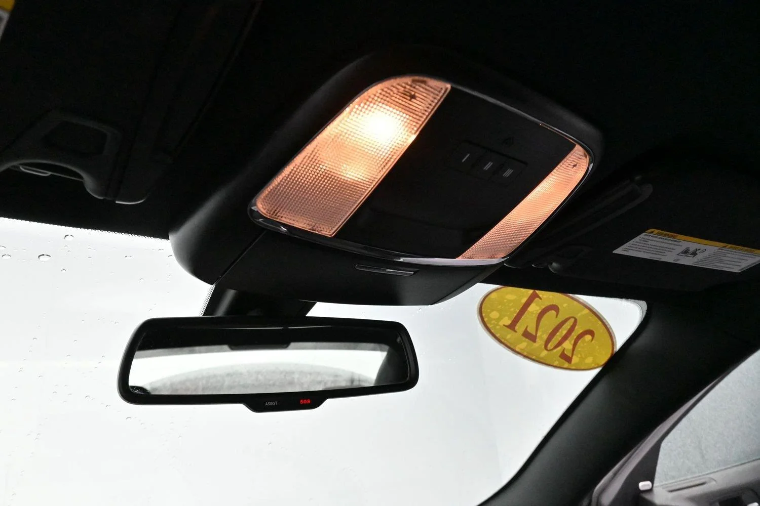 Used 2021 White Knuckle Clearcoat Dodge R/T image 24