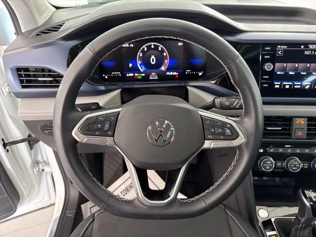 Used 2024 White Volkswagen 1.5T SE image 26