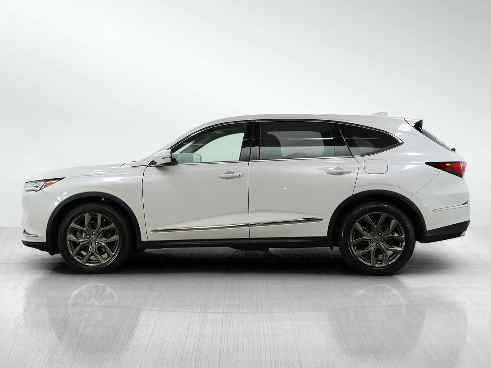 Used 2024 Acura MDX Technology Package with VIN 5J8YE1H48RL003436 for sale in Burnsville, Minnesota