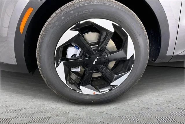 New 2026 Gray Kia EX image 13