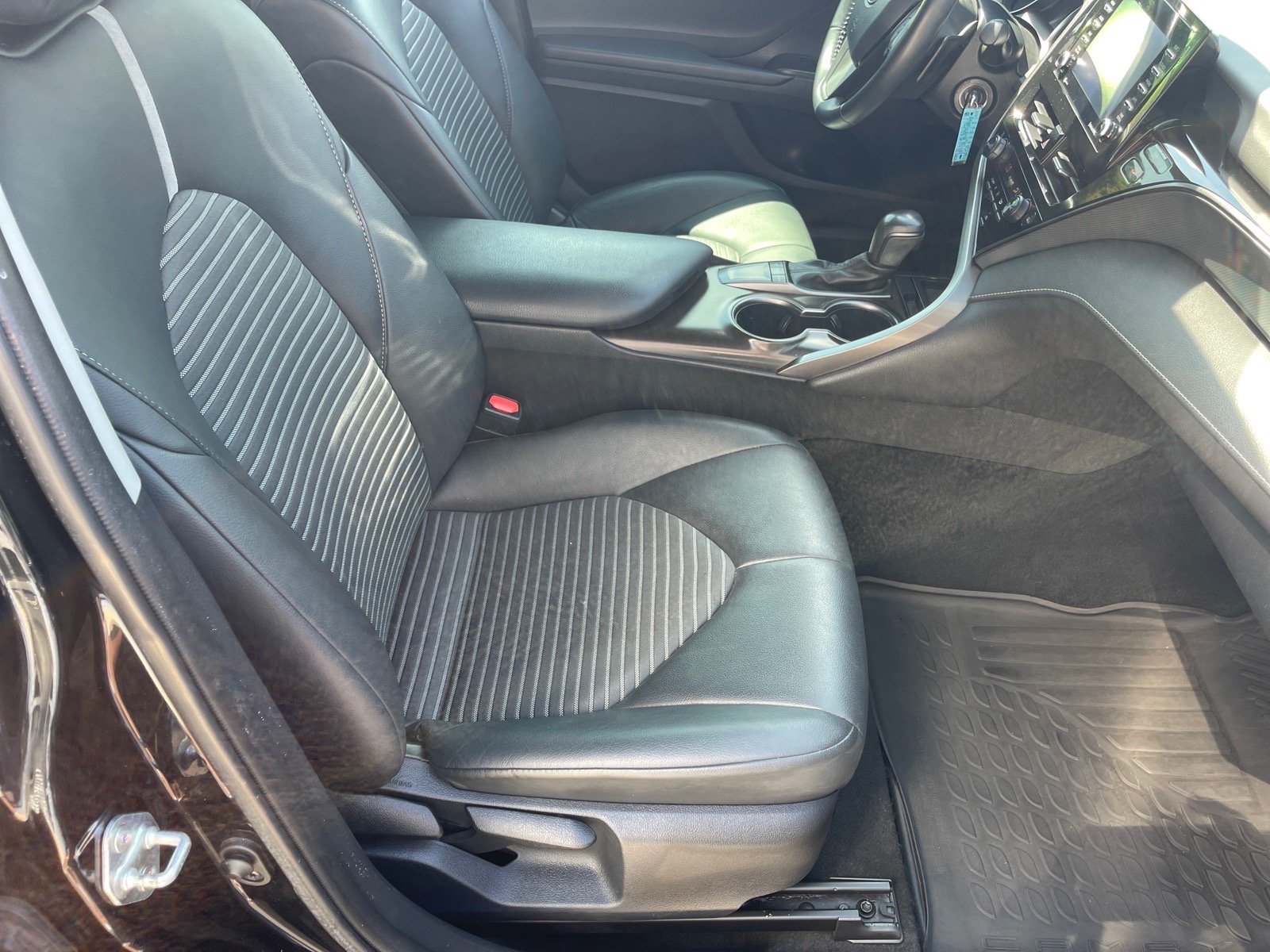 Used 2023 Midnight Black Metallic 218 Toyota SE image 18