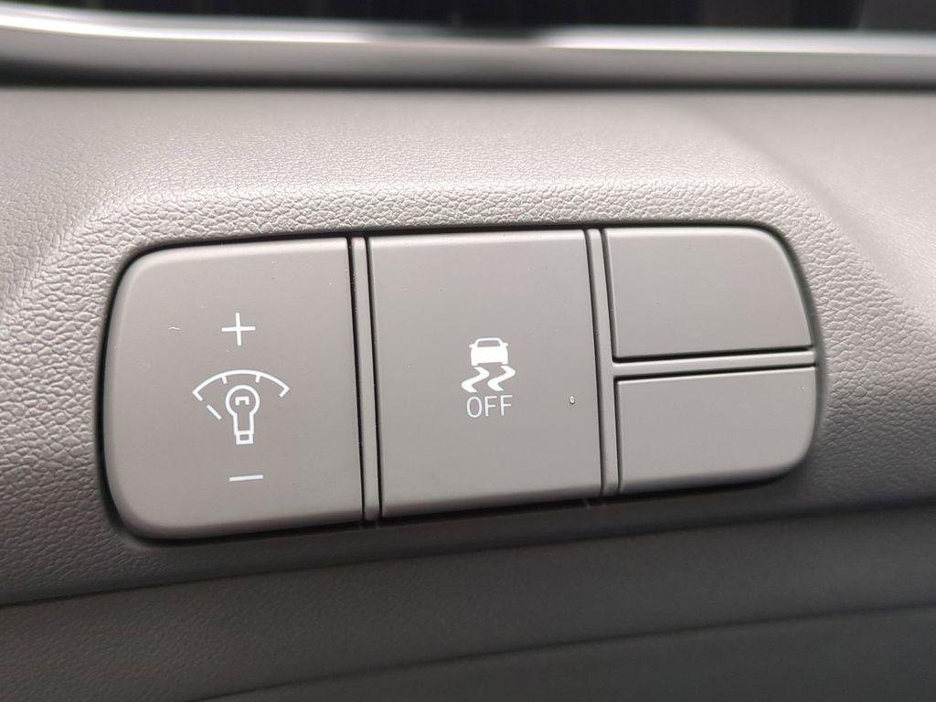 New 2026 Gray Hyundai SEL Sport Premium image 26