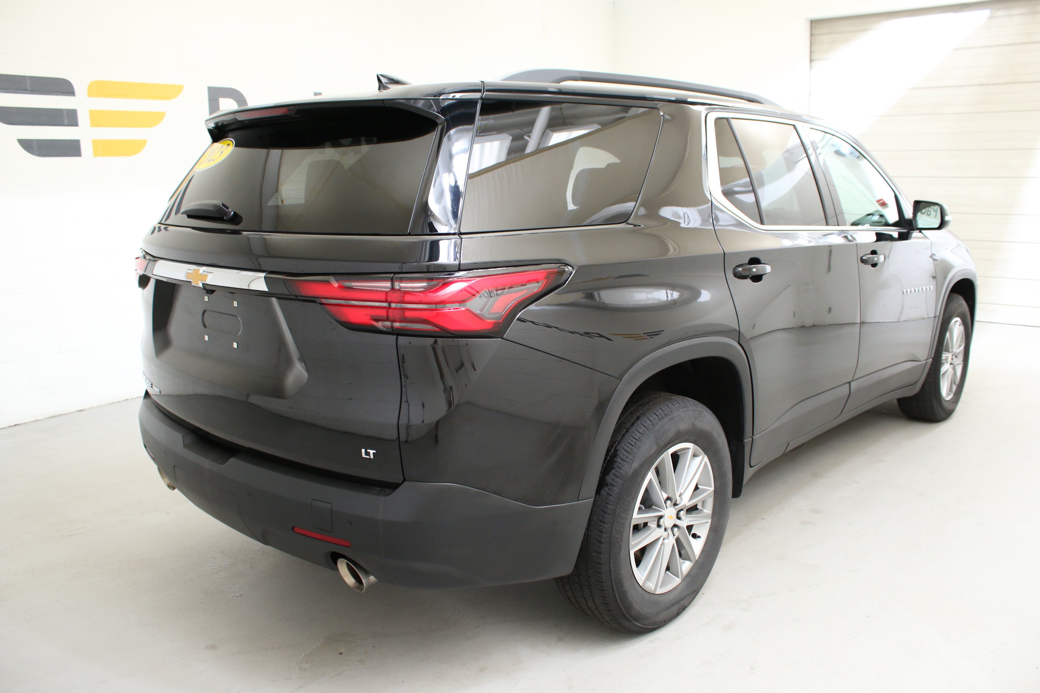Used 2023 Mosaic Black Metallic Chevrolet LT Leather image 9