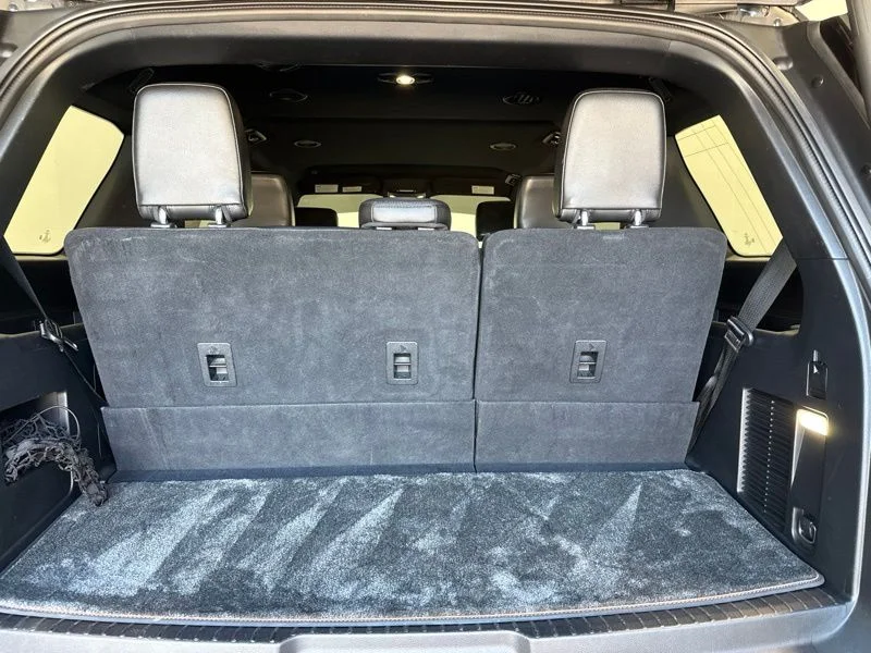 Used 2021 Black Ford XLT image 10