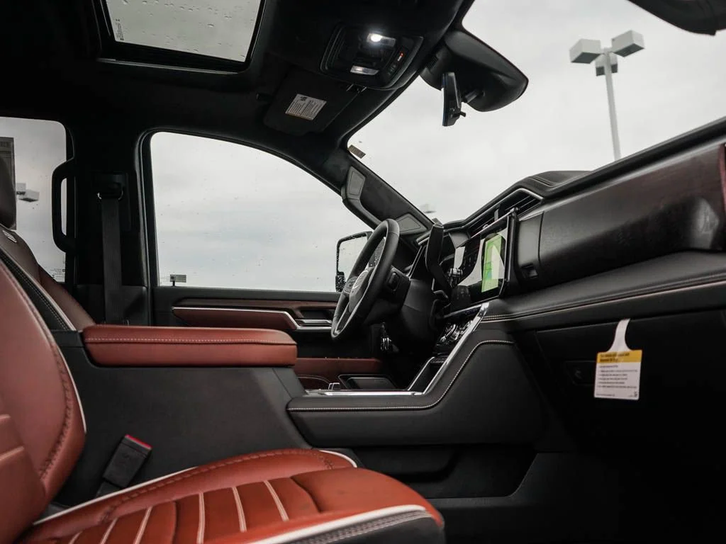 2026 GMC Sierra 2500HD Denali Ultimate - Photo 9