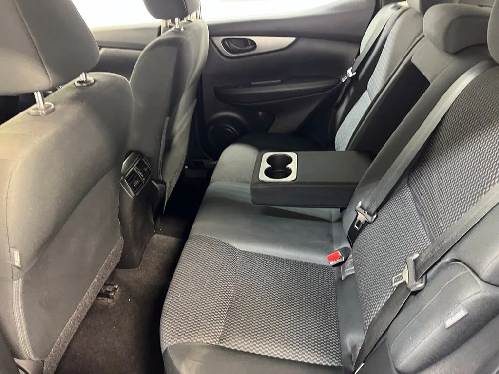 Used 2022 Blue Nissan S image 30