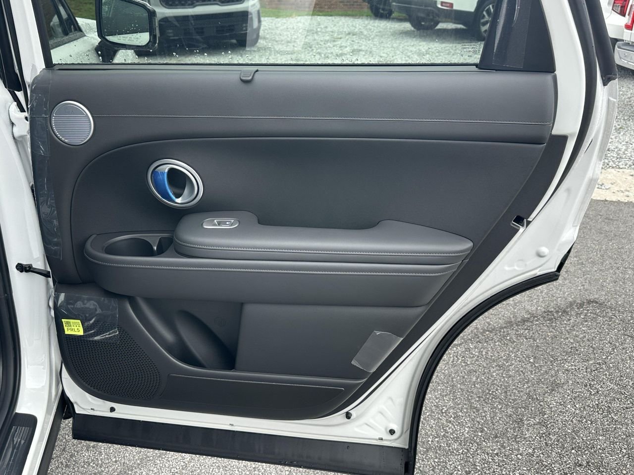 New 2026 Creamy White Pearl Hyundai Blue SEL Premium 7P image 15