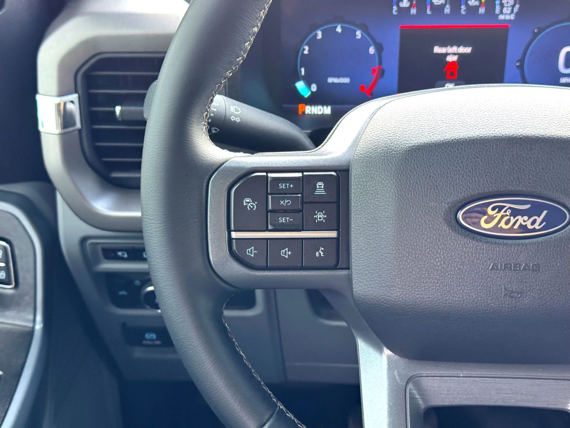 Used 2024  Ford XLT image 21