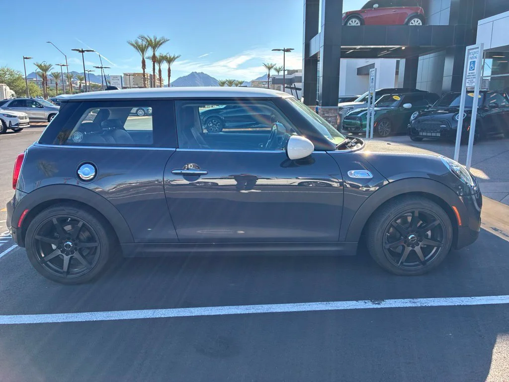 Used 2019 Gray MINI Iconic image 4