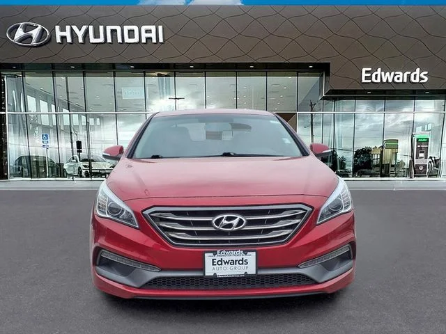 Used 2017 Red Hyundai Sport image 9