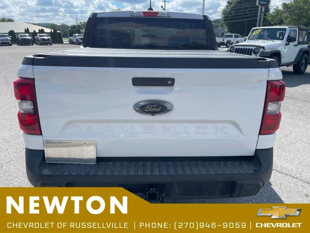 Used 2024 Oxford White Ford XLT image 13