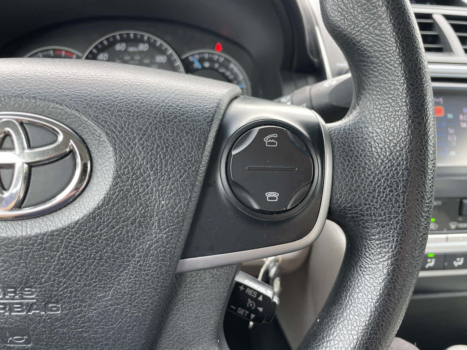 Used 2012 Cosmic Gray Mica Toyota LE image 25