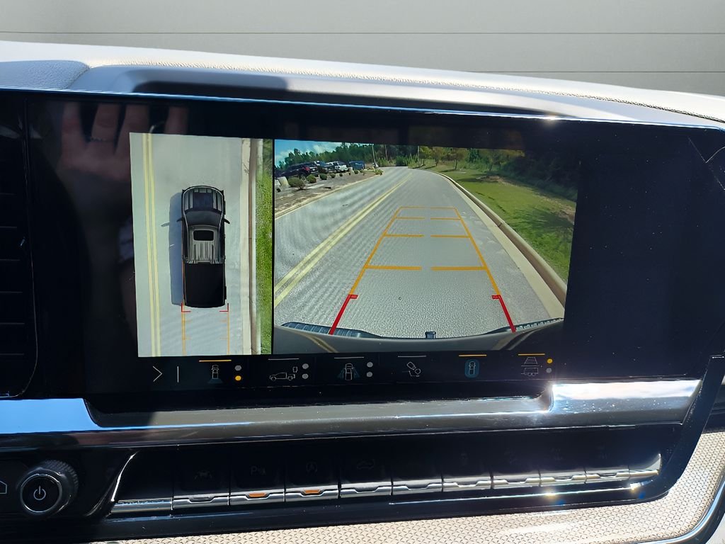 Used 2023 Black Chevrolet ZR2 image 25
