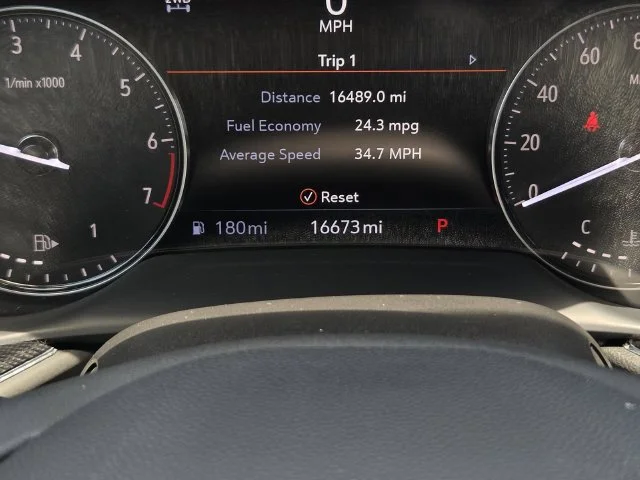 Used 2023 White Buick Essence image 27