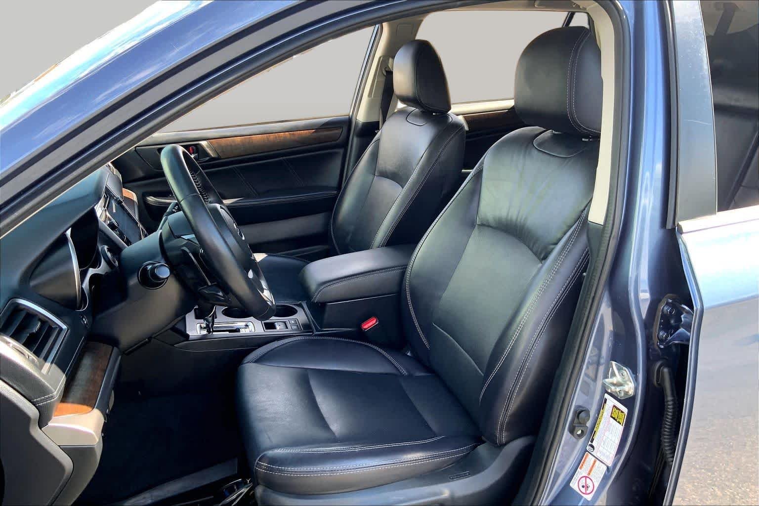 Used 2018 Twilight Blue Metallic Subaru Limited image 7