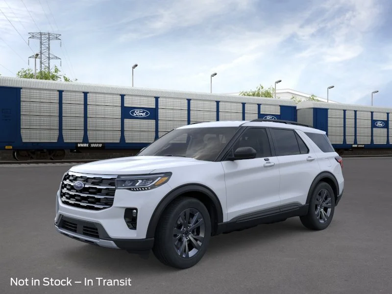 New 2026 Space White Metallic Ford Active image 15