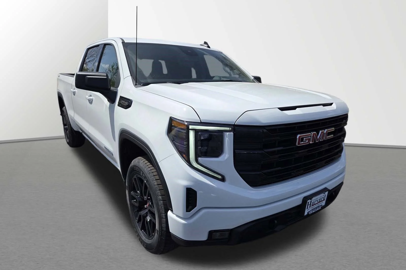 2026 GMC Sierra 4WD Crew Cab Short Box Elevation's photo