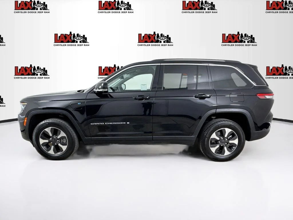 Used 2024 Black Jeep 4xe image 4