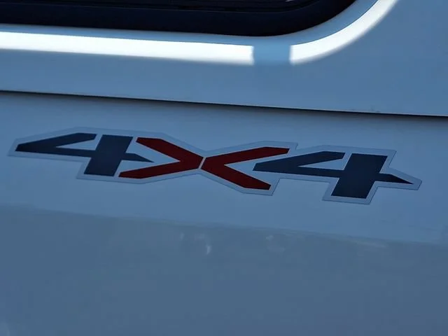 Used 2022 Summit White Chevrolet WT image 31