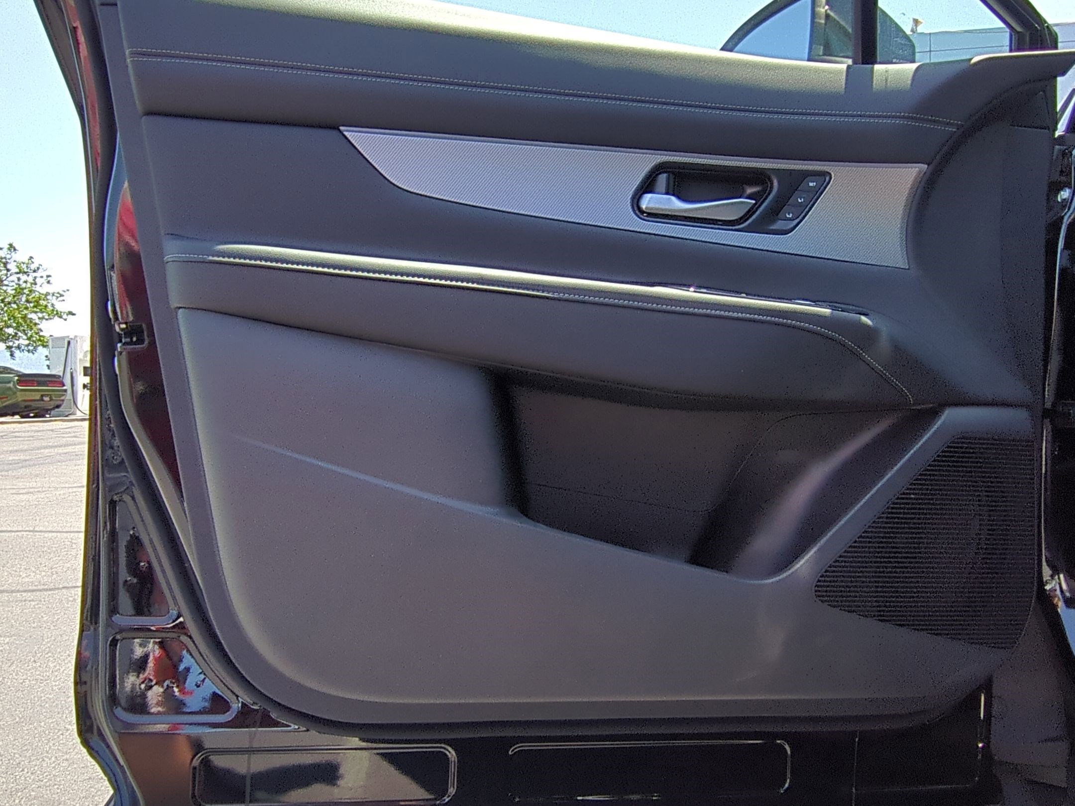 2025 Nissan Murano SL - Photo 8