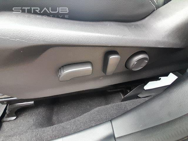Used 2023  SUBARU  image 39