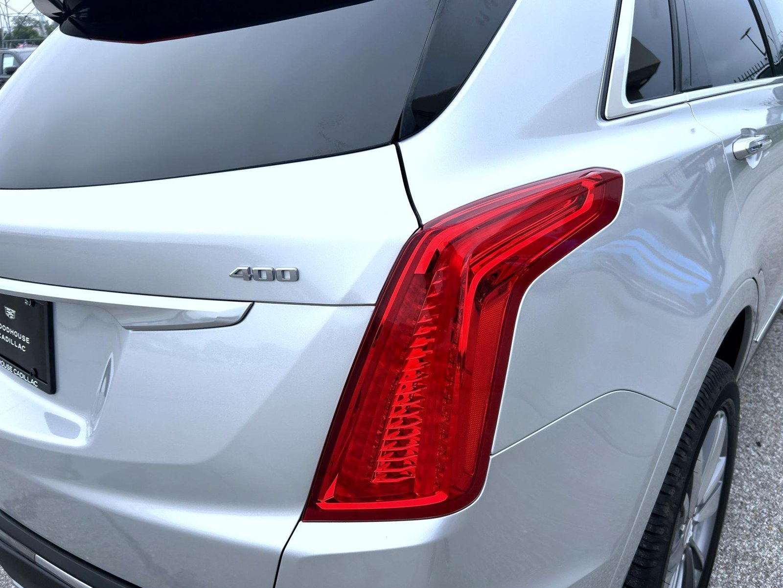 Used 2020 Silver Cadillac Premium Luxury image 11
