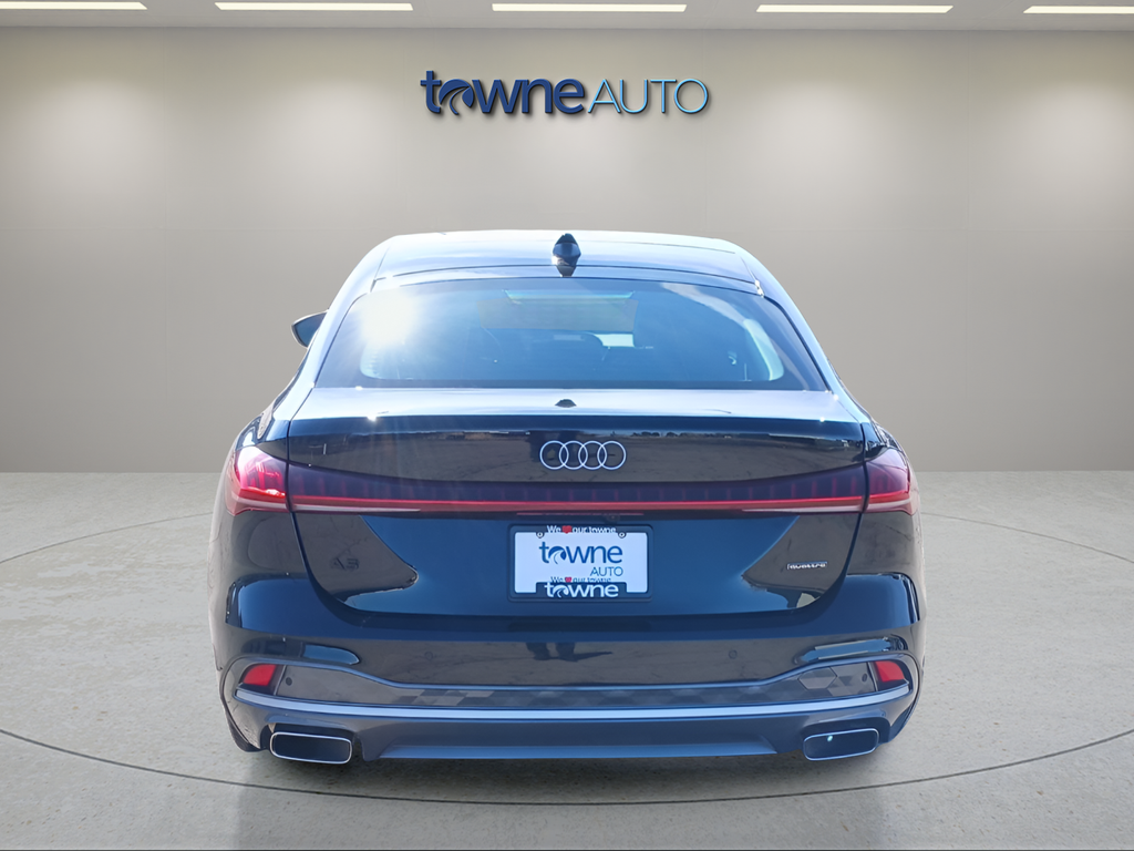 Used 2025  Audi 2.0T Premium image 5